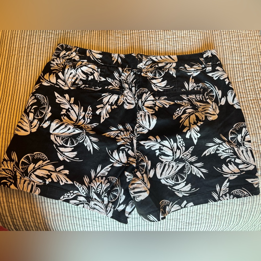 Crown & Ivy Black and White Bermuda Shorts Tropical Print